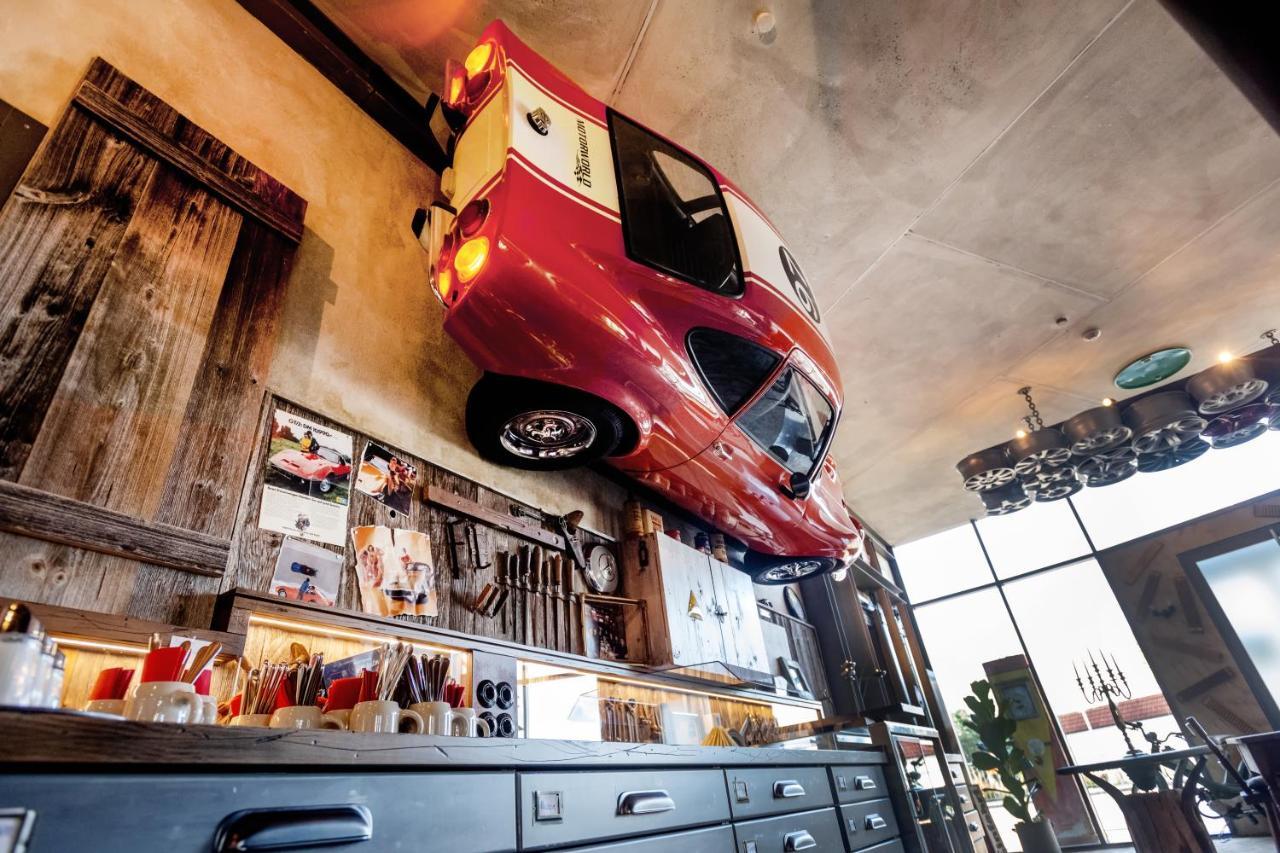 Motorworld Inn Warthausen ภายนอก รูปภาพ