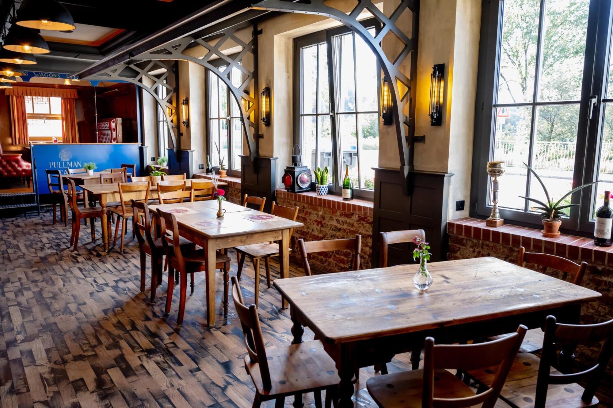 Motorworld Inn Warthausen ภายนอก รูปภาพ